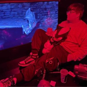 Meet your Posher, Robert